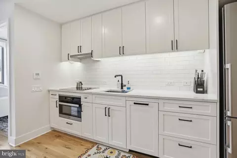 1211 Van SE #707, Washington, DC 20003 photo 7