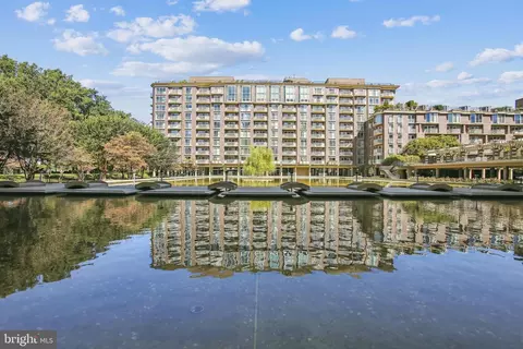 560 N Street SW #611, Washington, DC 20024