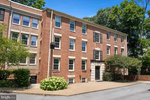2725 Ordway St NW #3, Washington, DC 20008