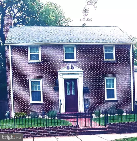 3318 16th St NE, Washington, DC 20018