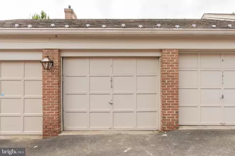 1619 31st St NW, Washington, DC 20007 photo 38