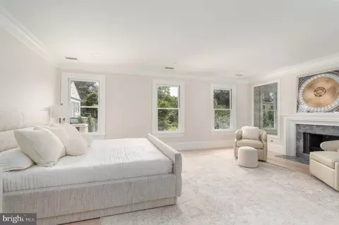 1619 31st St NW, Washington, DC 20007 photo 14