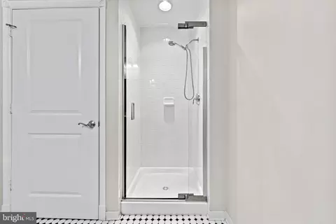 401 13th St NE #PH9, Washington, DC 20002 photo 24