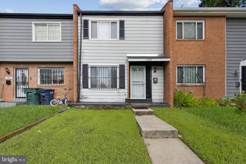 1210 Barnaby Ter SE, Washington, DC 20032