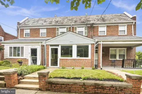 4718 Fort Totten Dr NE, Washington, DC 20011