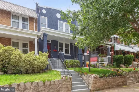 631 Girard St NE, Washington, DC 20017