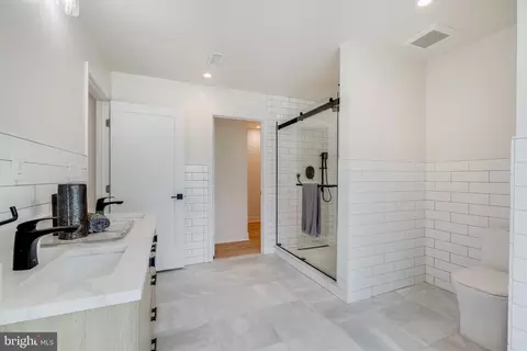 401 K St NE #A, Washington, DC 20002 photo 11