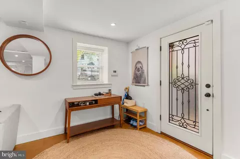 1239 Simms Pl NE #5, Washington, DC 20002 photo 2
