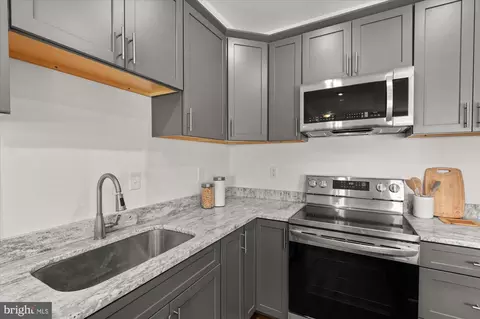 1940 3rd St NE #12, Washington, DC 20002 photo 11