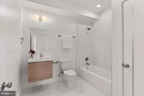 1940 3rd St NE #12, Washington, DC 20002 photo 20