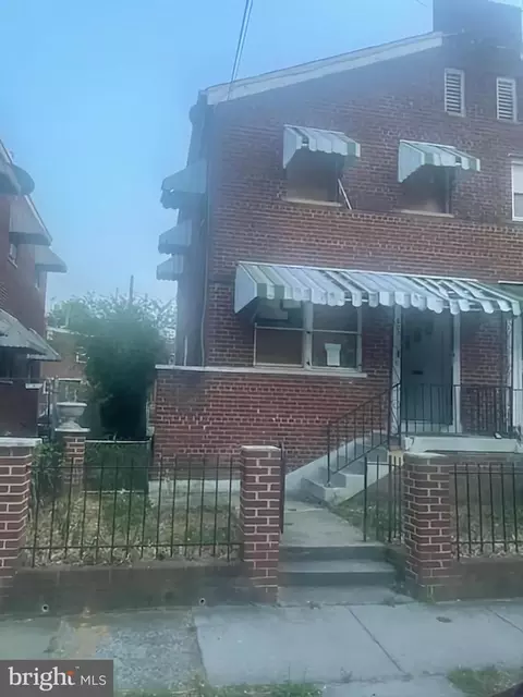 627 Darrington St SE, Washington, DC 20032