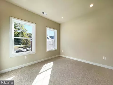 2221 S St SE, Washington, DC 20020 photo 35