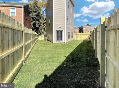 2221 S St SE, Washington, DC 20020 photo 4