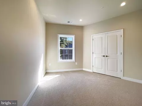 2221 S St SE, Washington, DC 20020 photo 36