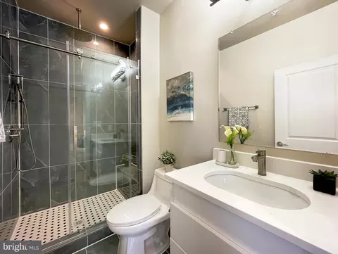 2221 S St SE, Washington, DC 20020 photo 28