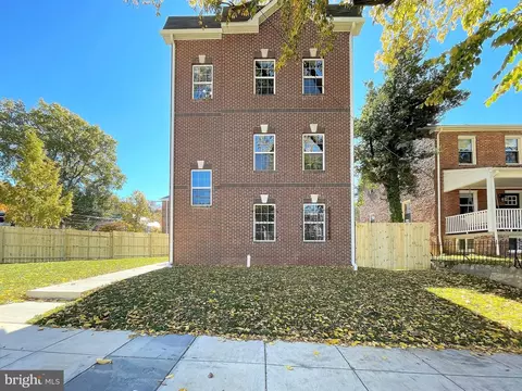 2221 S St SE, Washington, DC 20020 photo 3