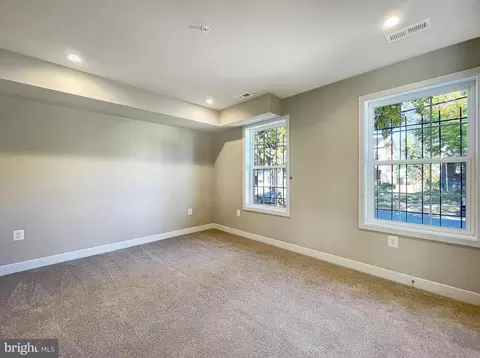 2221 S St SE, Washington, DC 20020 photo 30