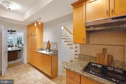 1614 34th St NW, Washington, DC 20007 photo 12