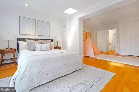 1614 34th St NW, Washington, DC 20007 photo 20