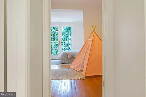 1614 34th St NW, Washington, DC 20007 photo 23