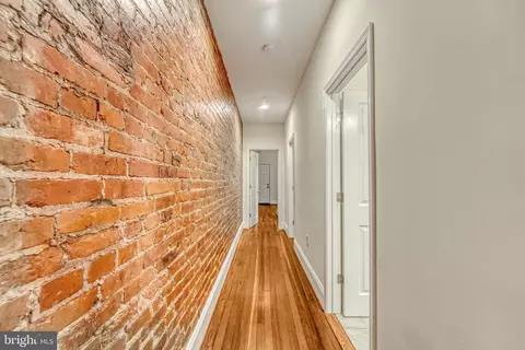 1929 Calvert St NW, Washington, DC 20009 photo 11