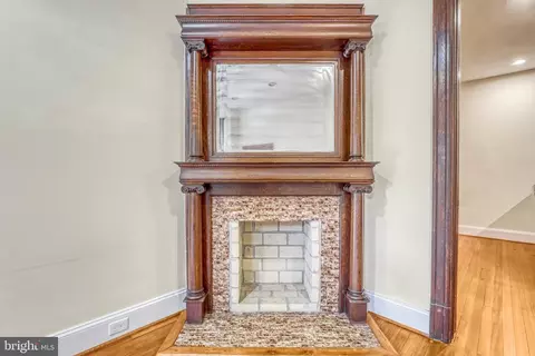 1929 Calvert St NW, Washington, DC 20009 photo 6