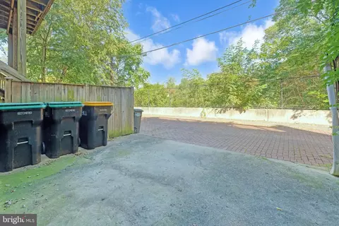 1929 Calvert St NW, Washington, DC 20009 photo 20