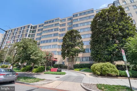 1711 Massachusetts Ave NW #323, Washington, DC 20036