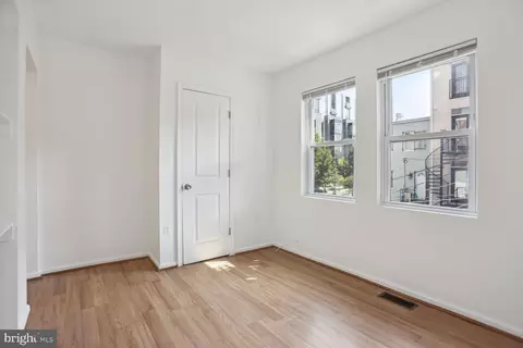 1175 3rd St NE, Washington, DC 20002 photo 12