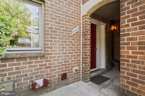 3027 Hawthorne Dr NE #3027, Washington, DC 20017