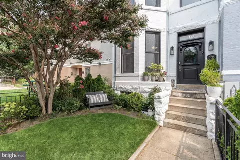 1223 Fairmont St NW, Washington, DC 20009