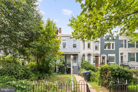 629 S Carolina Ave SE, Washington, DC 20003