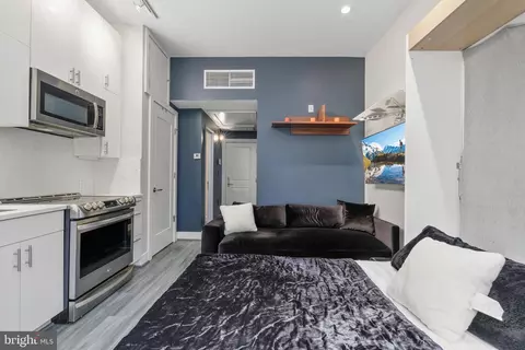 1211 G St SE #2, Washington, DC 20003 photo 2