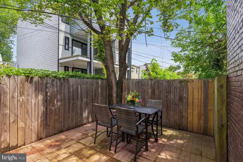 819 9th St NE, Washington, DC 20002 photo 17