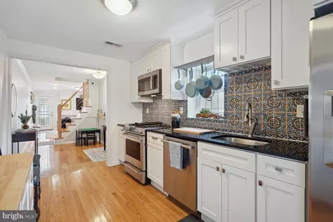 819 9th St NE, Washington, DC 20002 photo 11