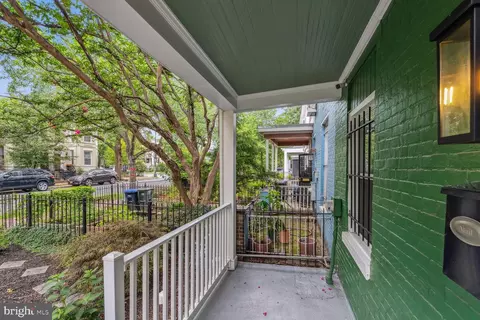 819 9th St NE, Washington, DC 20002 photo 3