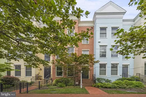 312 I St SE, Washington, DC 20003