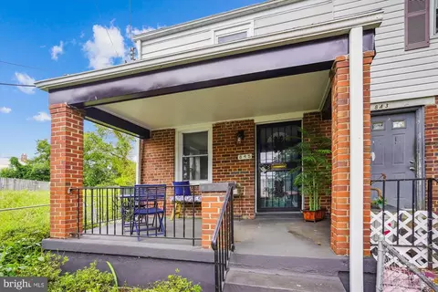 845 52nd St NE, Washington, DC 20019