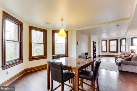 160 12th St SE, Washington, DC 20003 photo 6