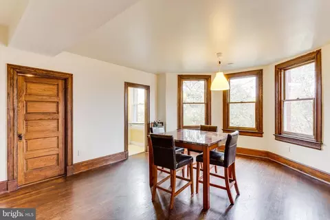 160 12th St SE, Washington, DC 20003 photo 9