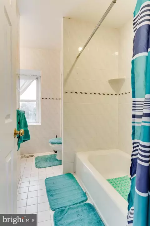 160 12th St SE, Washington, DC 20003 photo 15