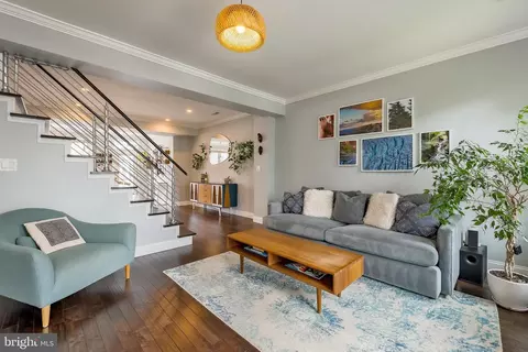 920 Delafield Pl NW, Washington, DC 20011
