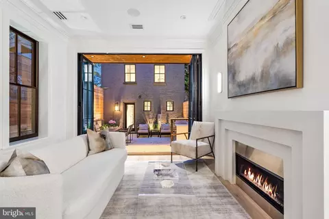 635 Maryland Ave NE, Washington, DC 20002