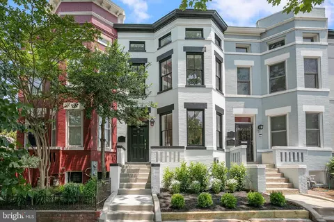 329 11th St NE, Washington, DC 20002 photo 2