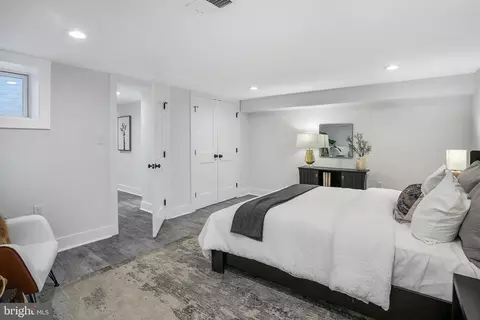 329 11th St NE, Washington, DC 20002 photo 35