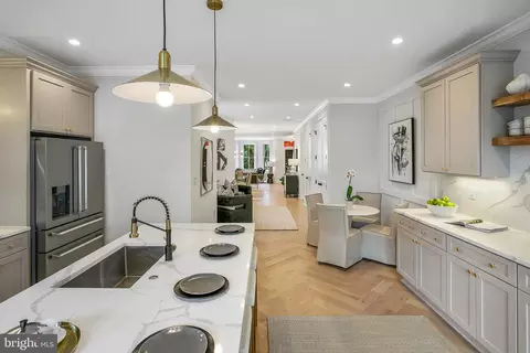 329 11th St NE, Washington, DC 20002 photo 17