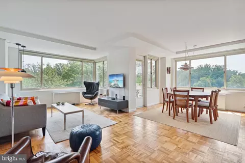 4000 Tunlaw Rd NW #621, Washington, DC 20007