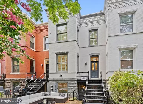 334 S Carolina Ave SE, Washington, DC 20003
