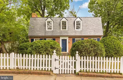 3401 Quebec St NW, Washington, DC 20016