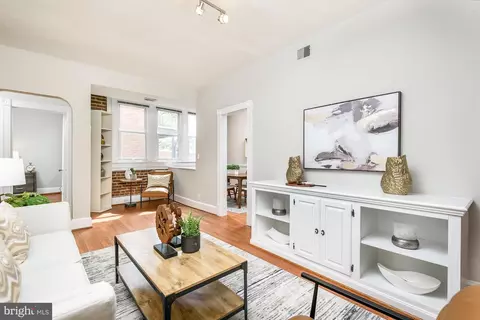 115 D St SE #202, Washington, DC 20003 photo 4